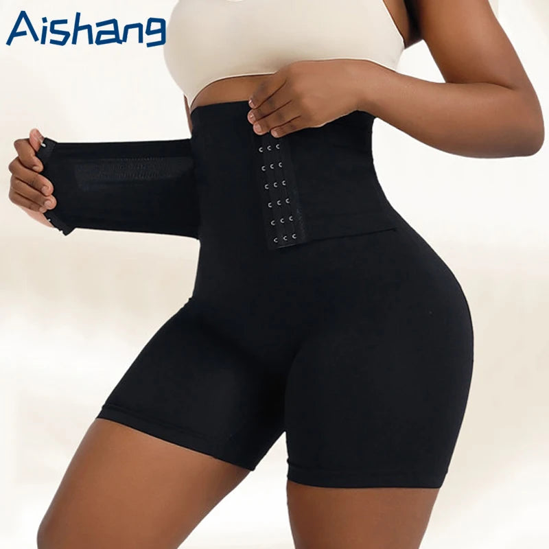 Shorty Taille Haute avec Crochets