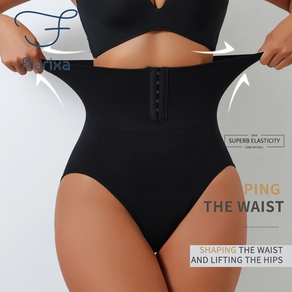 Culotte Taille Haute avec Crochets
